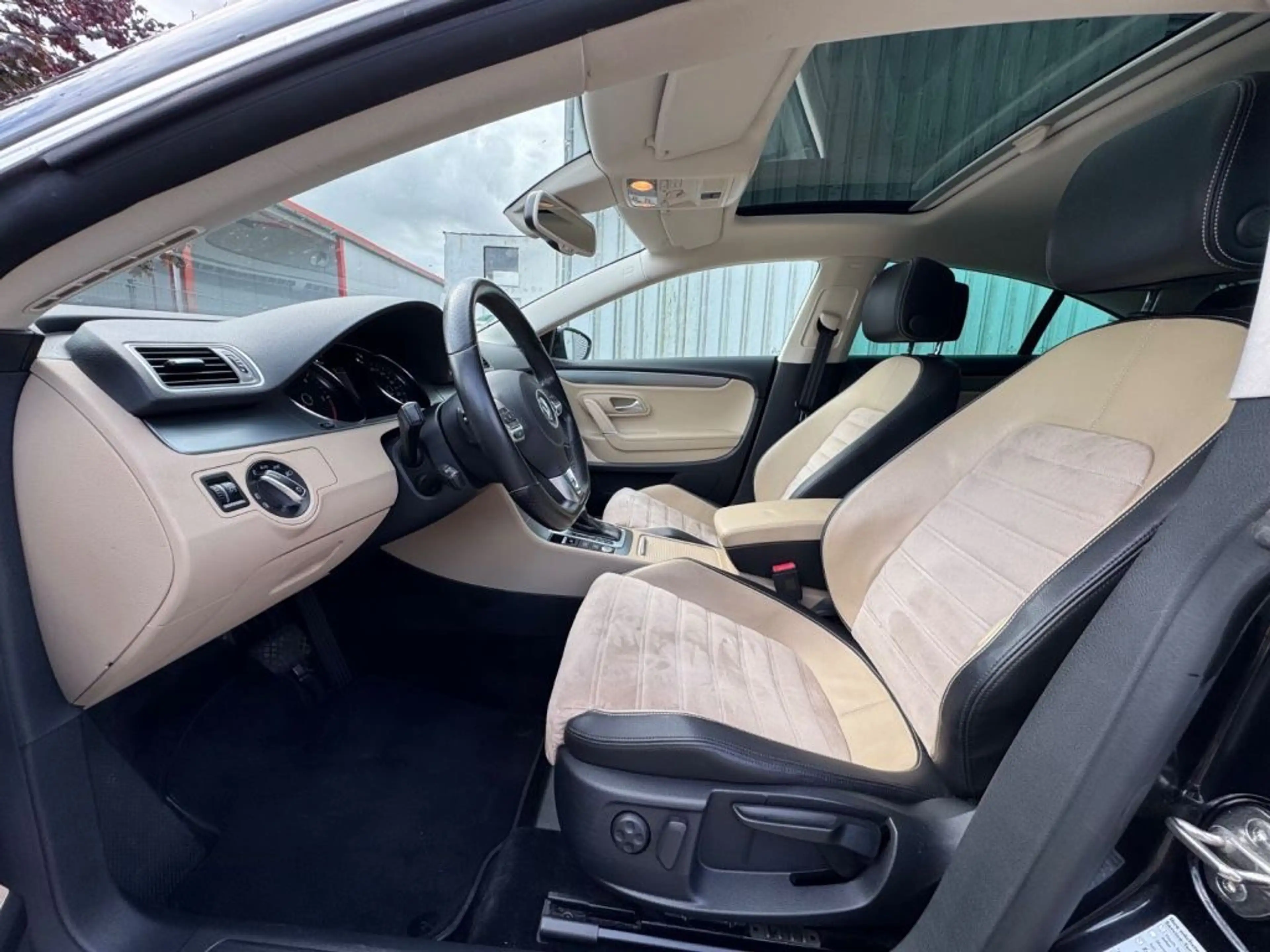 Volkswagen CC R-LINE 2.0 TDI  BMT*SERVICE NEU*SEHR GEPFLEGT — photo 9