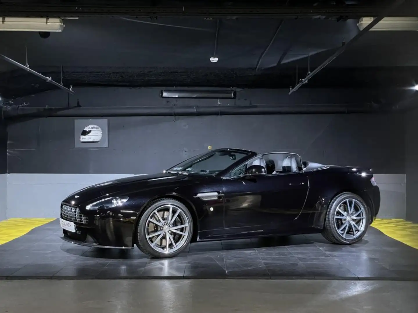 Aston Martin V8 4.7 Roadster S Sportshift II Schwarz - 2
