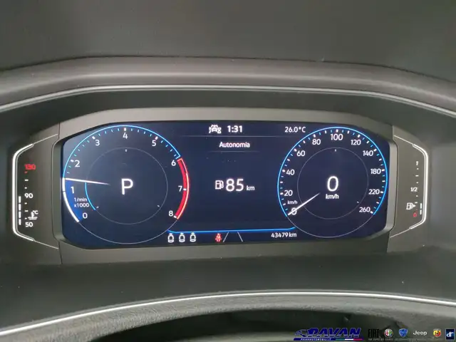 Volkswagen T-Roc view 21