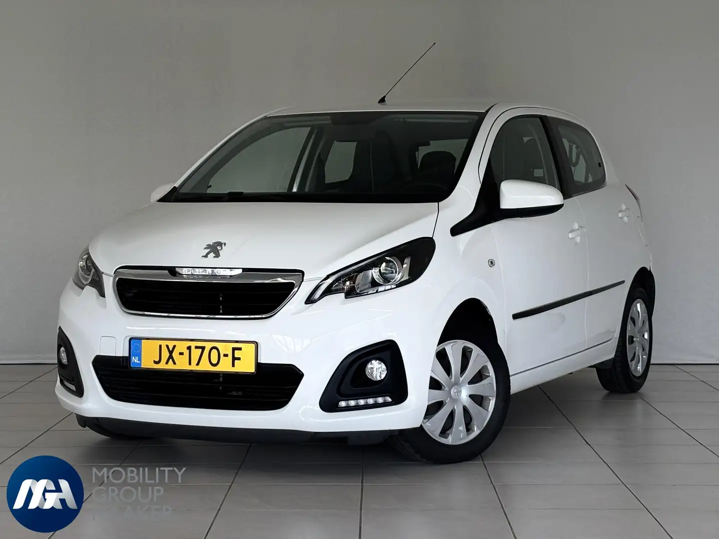 Peugeot 108 1.0 e-VTi Active | Airconditioning | Bluetooth | 5 Weiß - 1