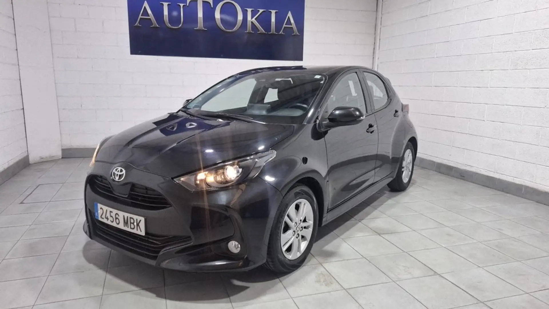 Toyota Yaris 1.5 125 S-Edition Noir - 1