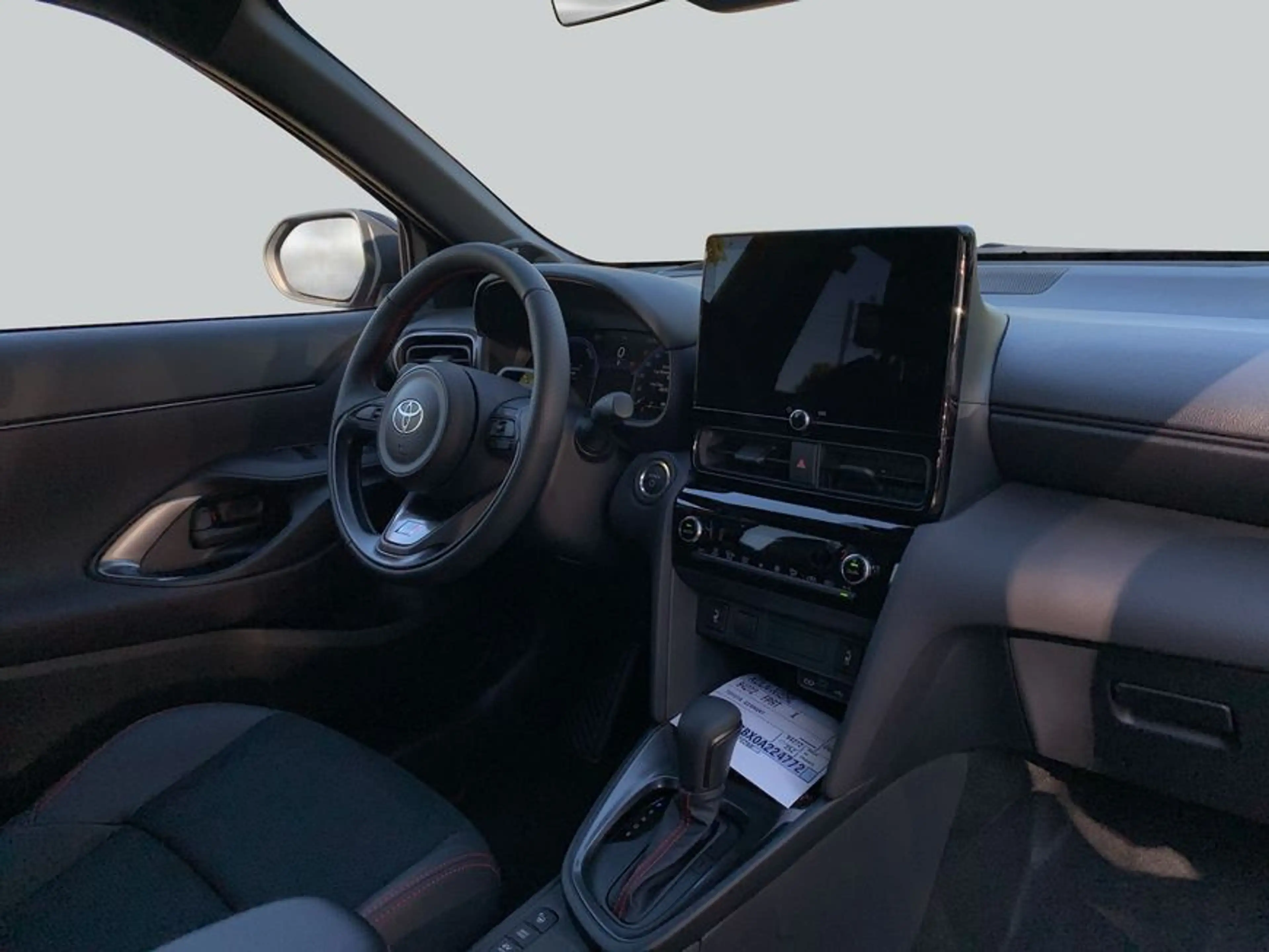 Toyota Yaris Cross Hybrid 130 1.5 VVT-i GR Sport 68 kW, 5 — photo 15