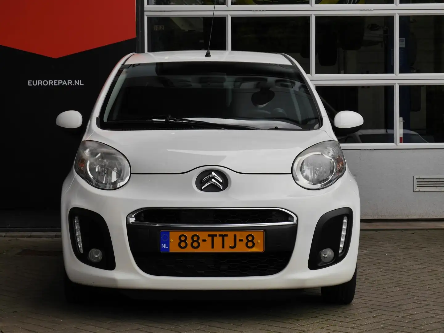 Citroen C1 1.0 First Edition | Airco | Getint glas | Lichtmet Weiß - 2