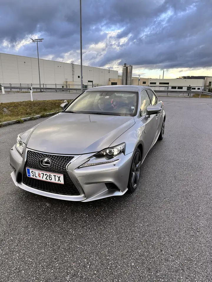 Lexus IS 300