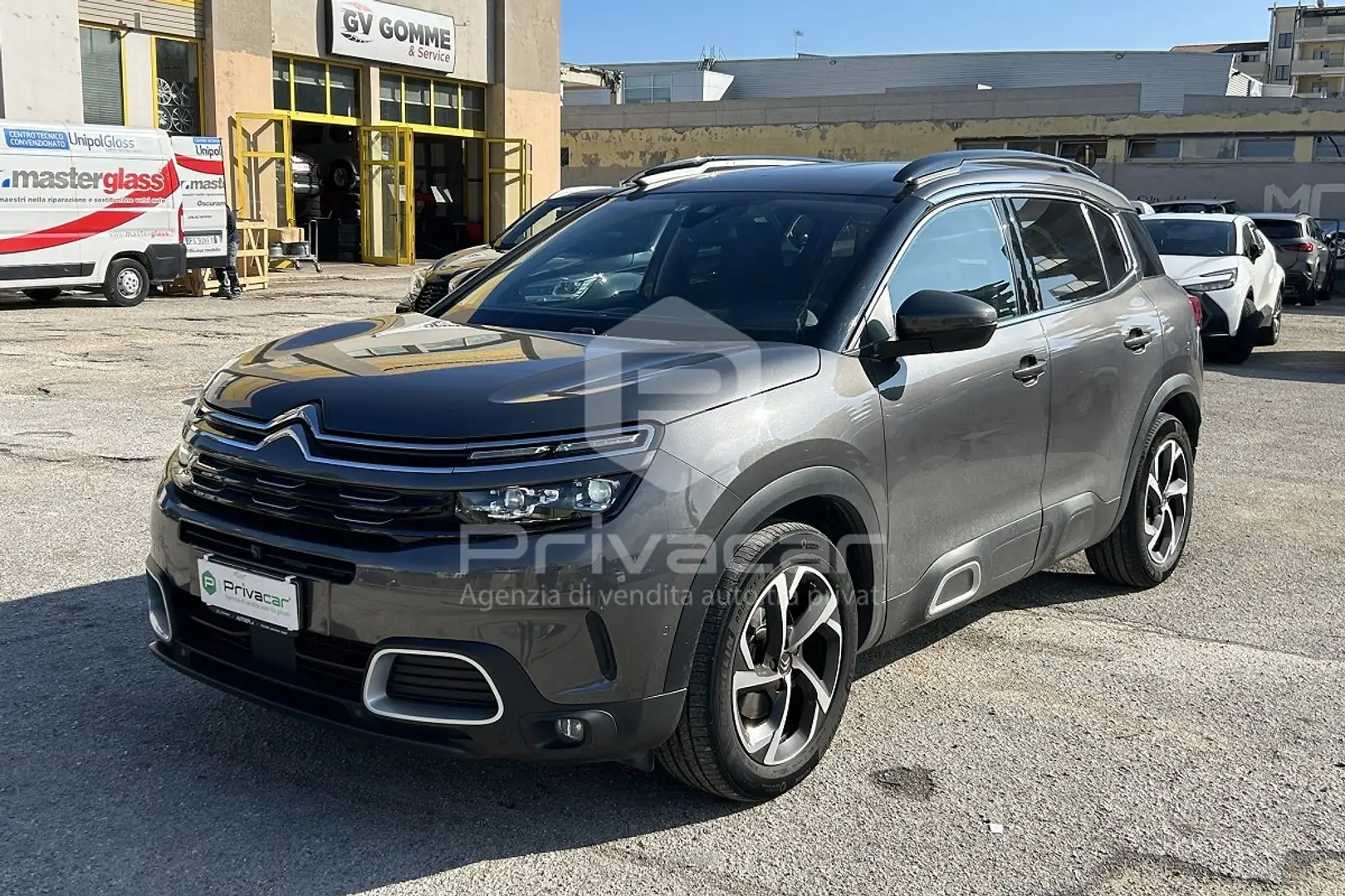 Citroen C5 Aircross C5 Aircross PureTech 130 S&S Shine Zilver - 1