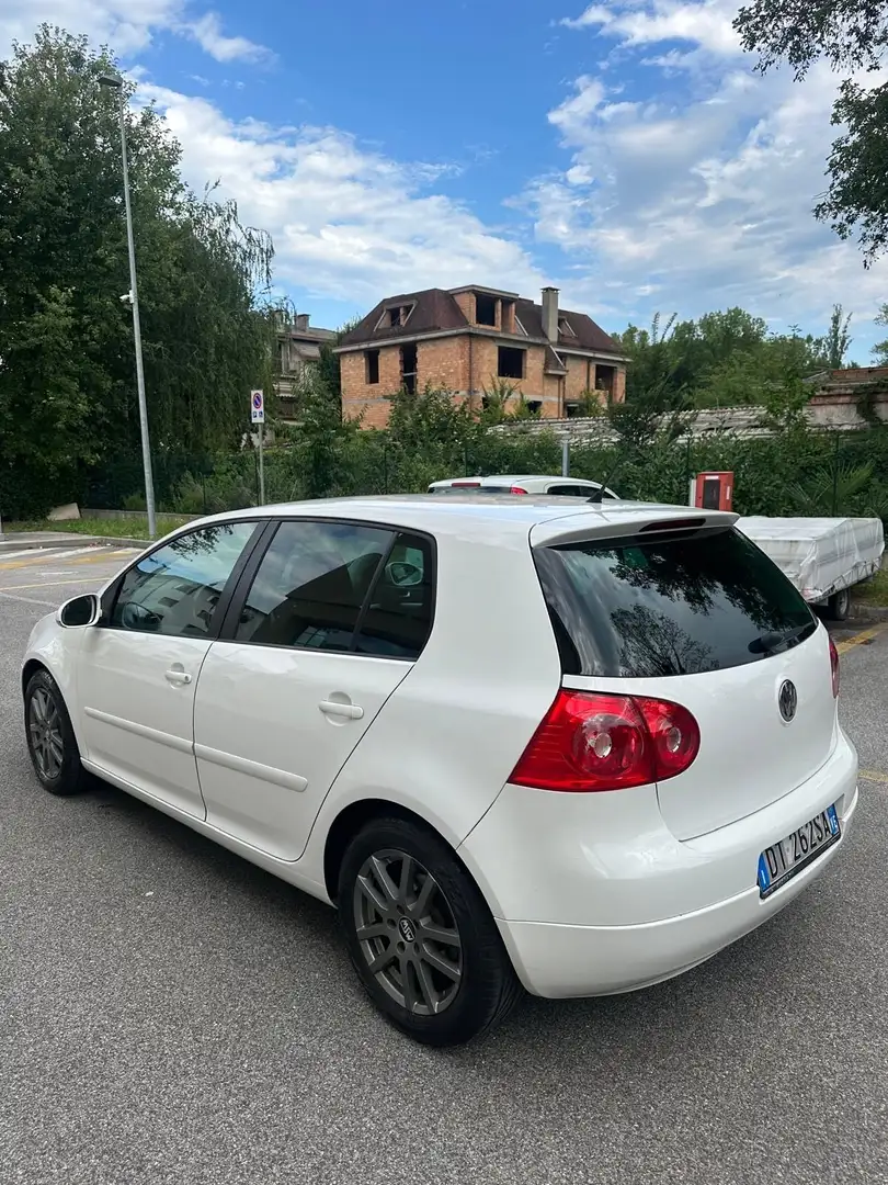 Volkswagen Golf 1.6 SP Comfortline - 2