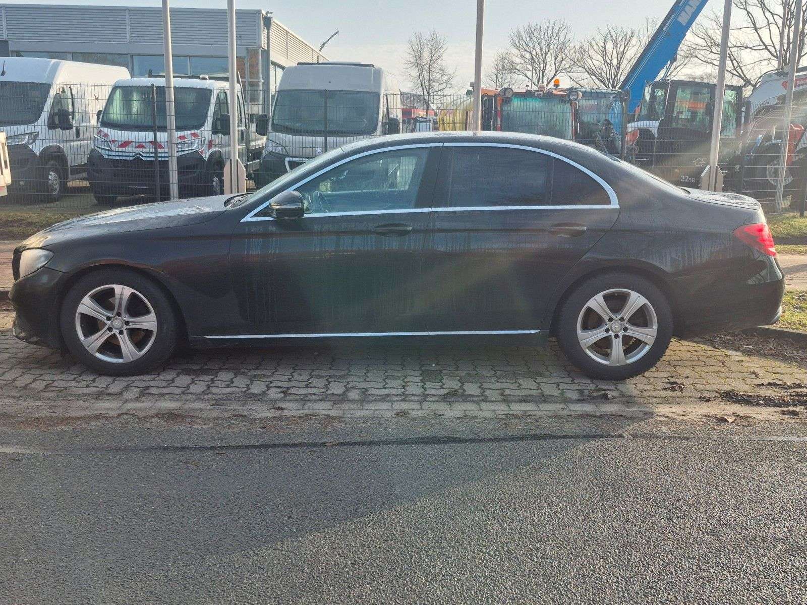 Second hand Mercedes Benz E-Class 