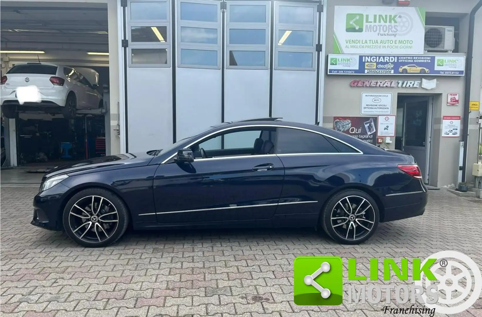 Mercedes-Benz E 350 d Coupé Automatic Sport Blu/Azzurro - 2