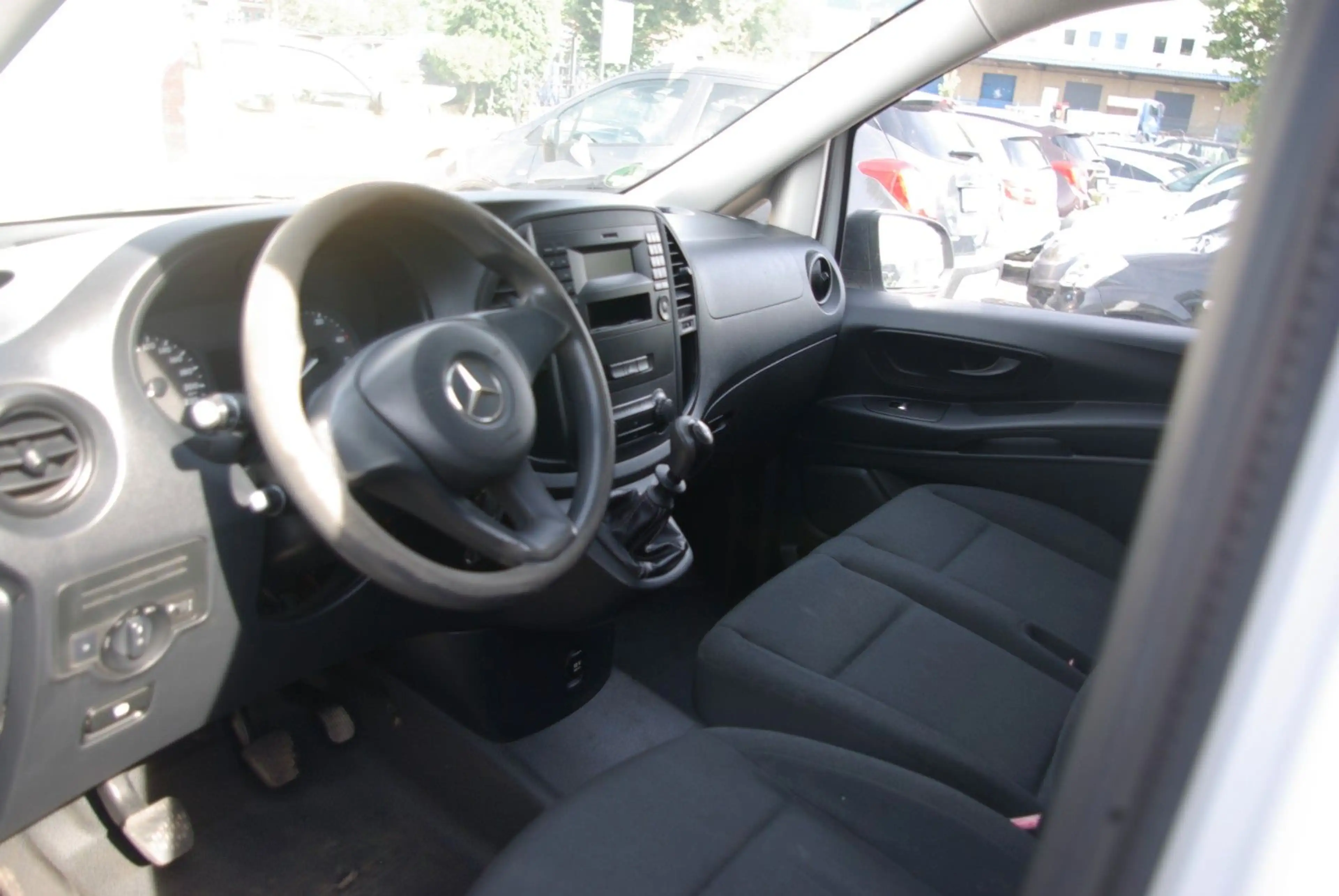 Mercedes-Benz Vito Kasten — photo 4