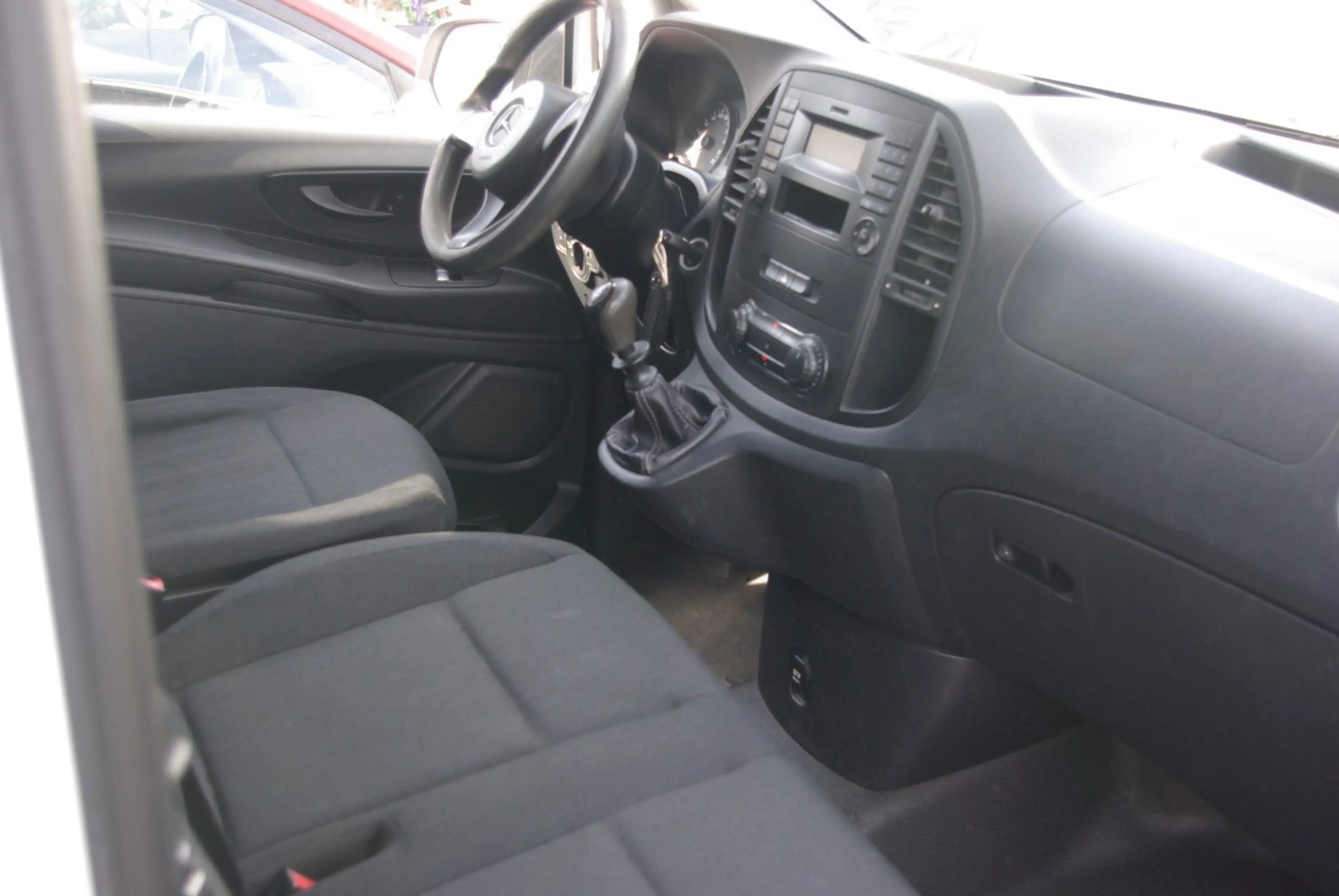 Mercedes-Benz Vito Kasten — photo 8