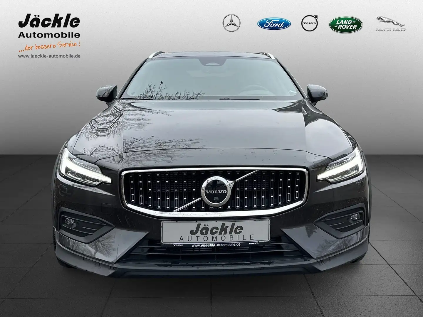 Volvo V60 Cross Country Ultimate AWD Grau - 2