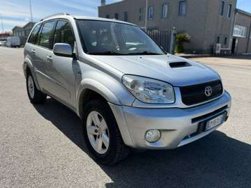 Rav4 RAV4 5p 2.0 d-4d 16v Sol 4x4