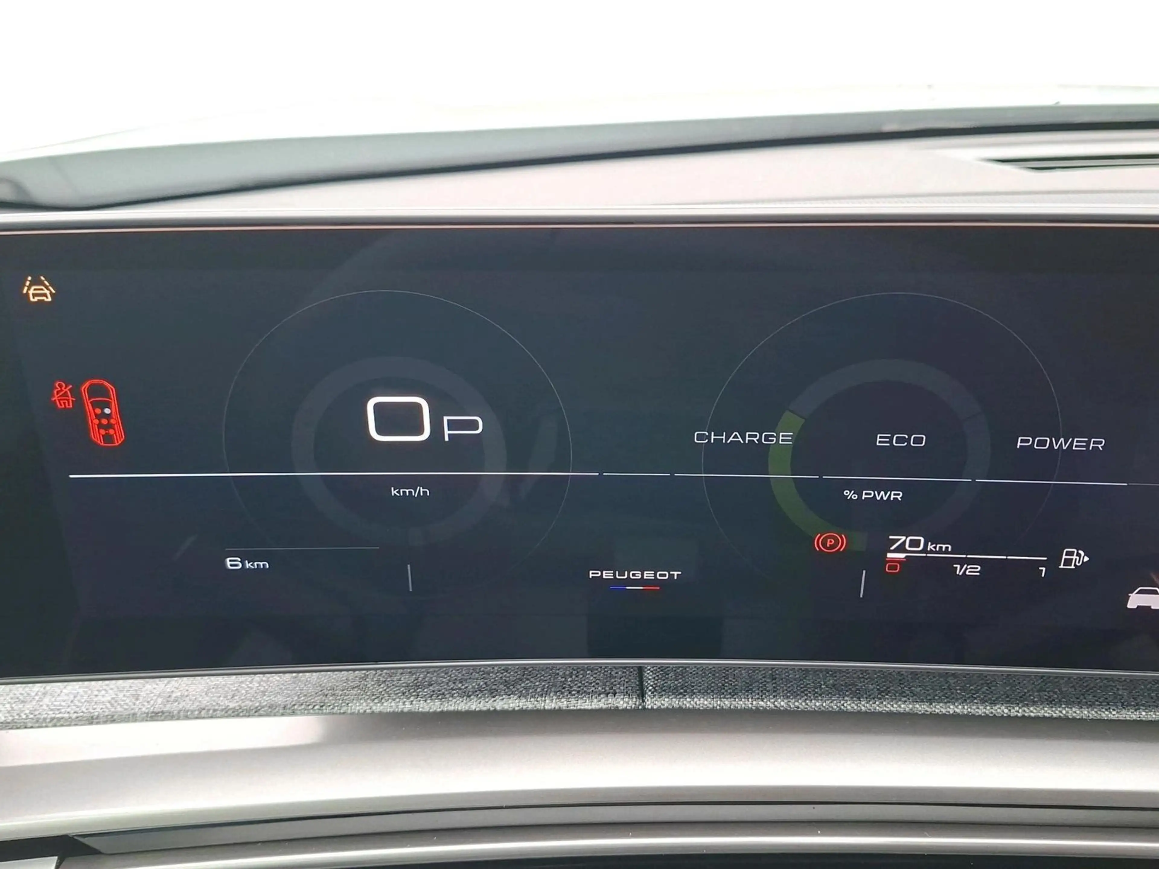 Peugeot 5008 Allure Business Hybrid 145 e-DSC6 — photo 10