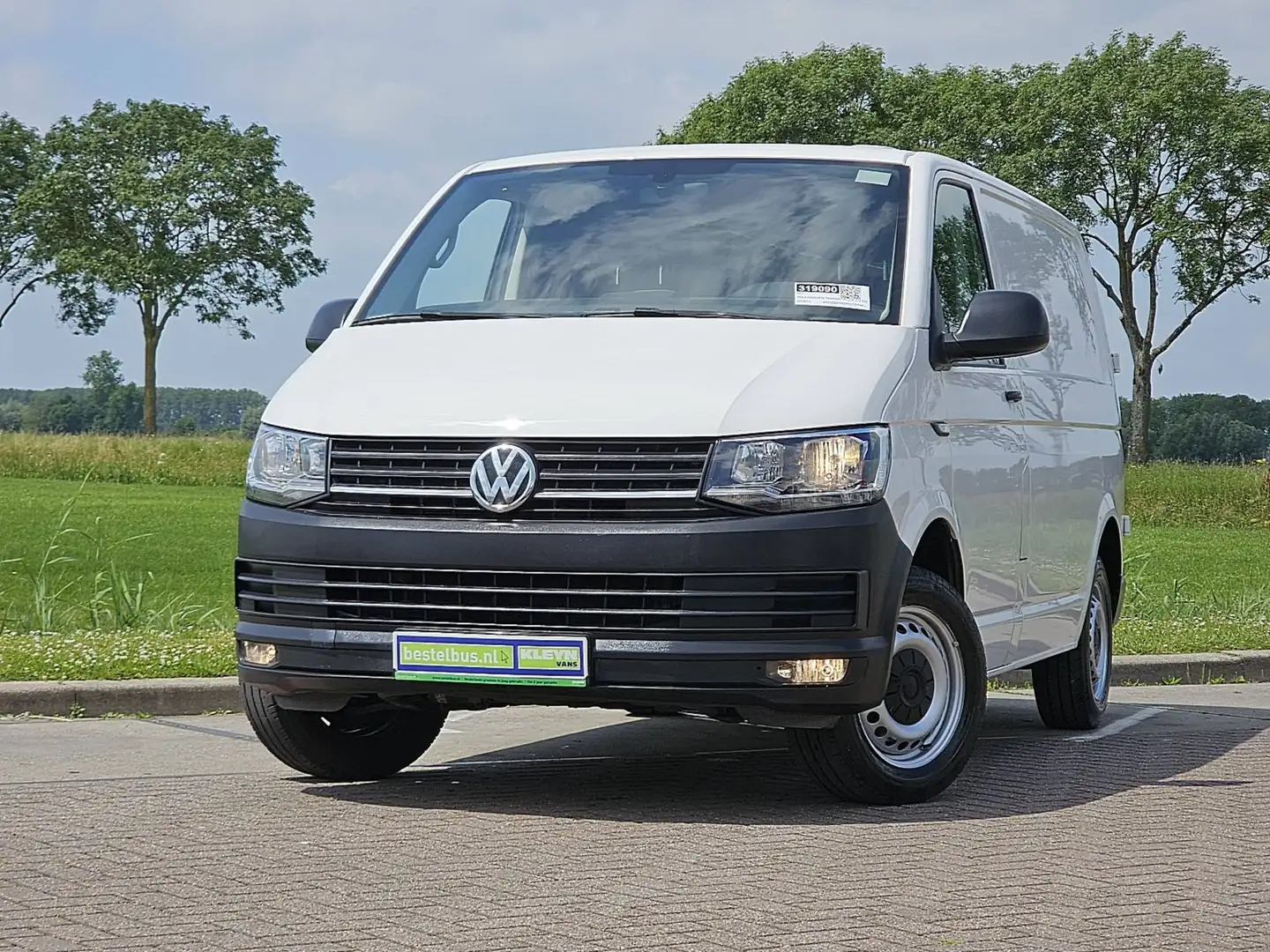 Volkswagen T6 Transporter 2.0 TDI L1H1 Navi Euro6 NAP Airco Oh-Historie 1e E Bianco - 2