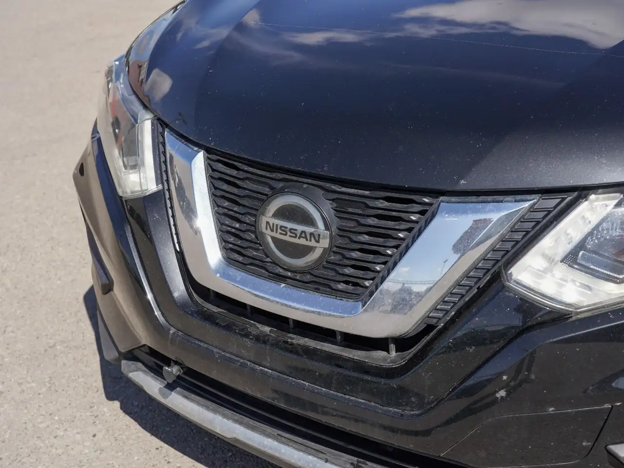 Nissan Rogue снимка Nissan Rogue