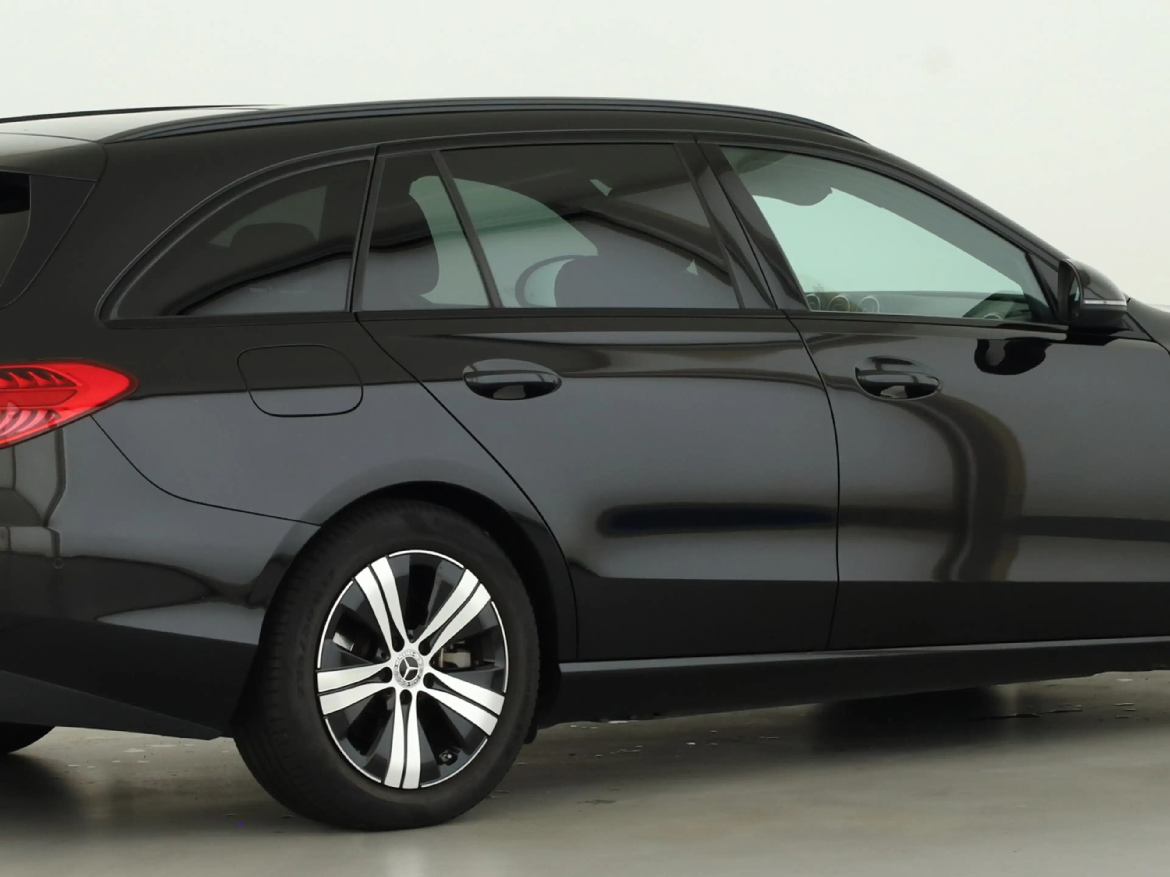 Mercedes-Benz C 220 d T *Avantgarde*AHK*Distronic*el.Heck*Kam. — photo 6