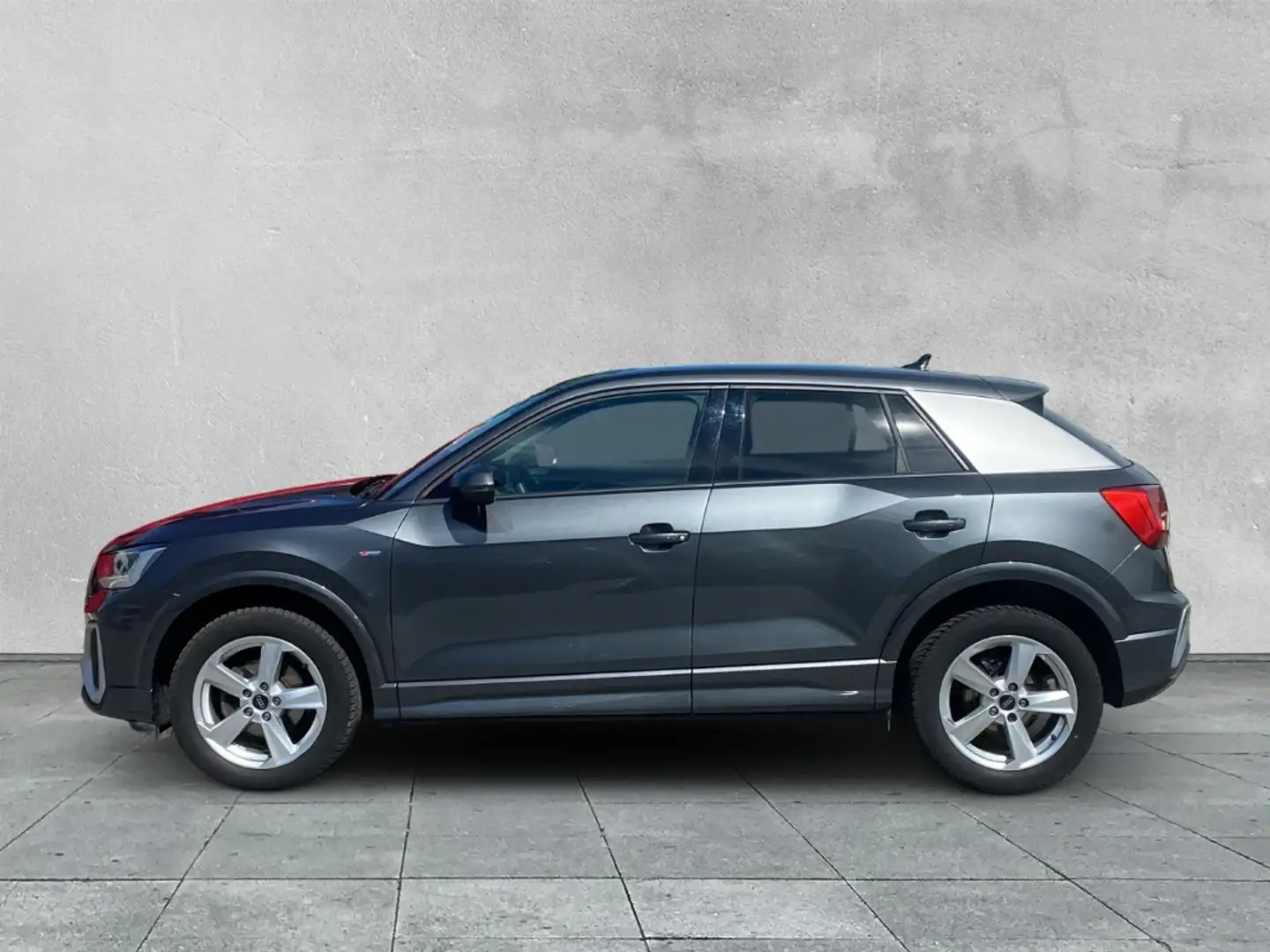 Audi Q2 35 TFSI S line LED+NAVI+PDC+SHZ+DAB+KLIMA Grau - 2