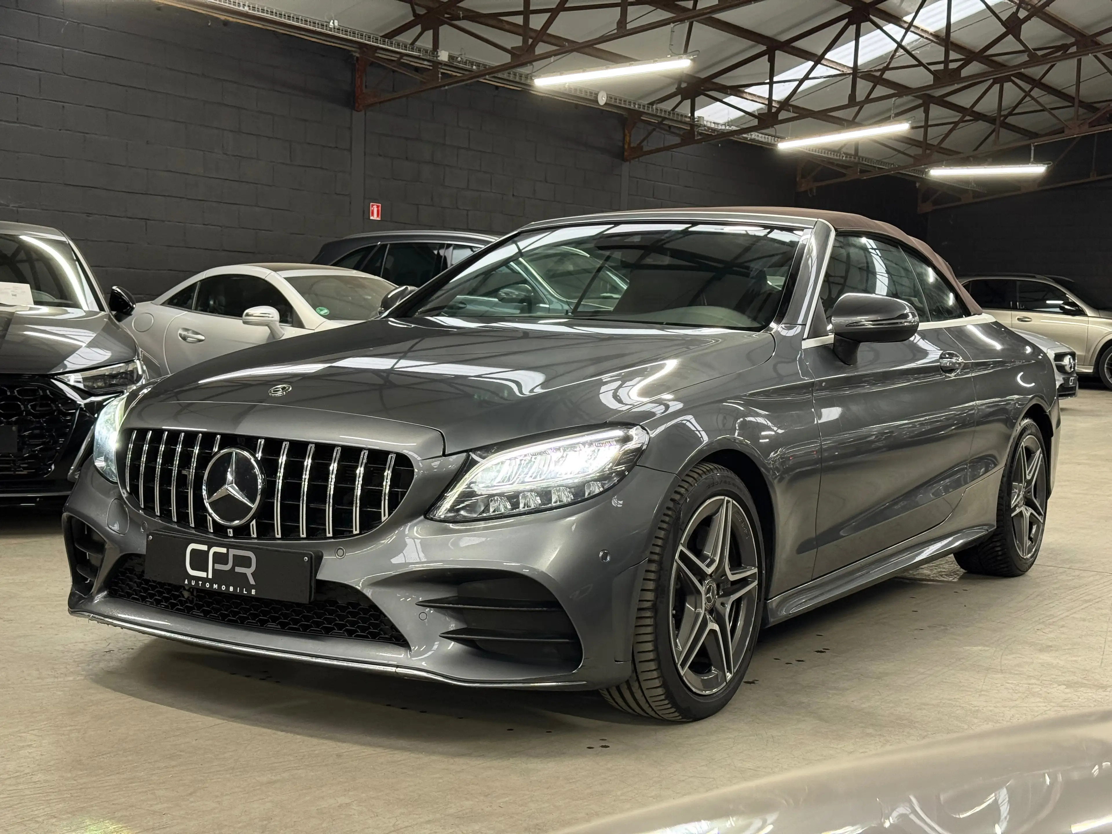 Mercedes-Benz C 220 d * PACK AMG LOOK 63 * CARNET COMPLET * FACELIFT * GPS * CAMERA * LED * AIRSCARF — photo 2