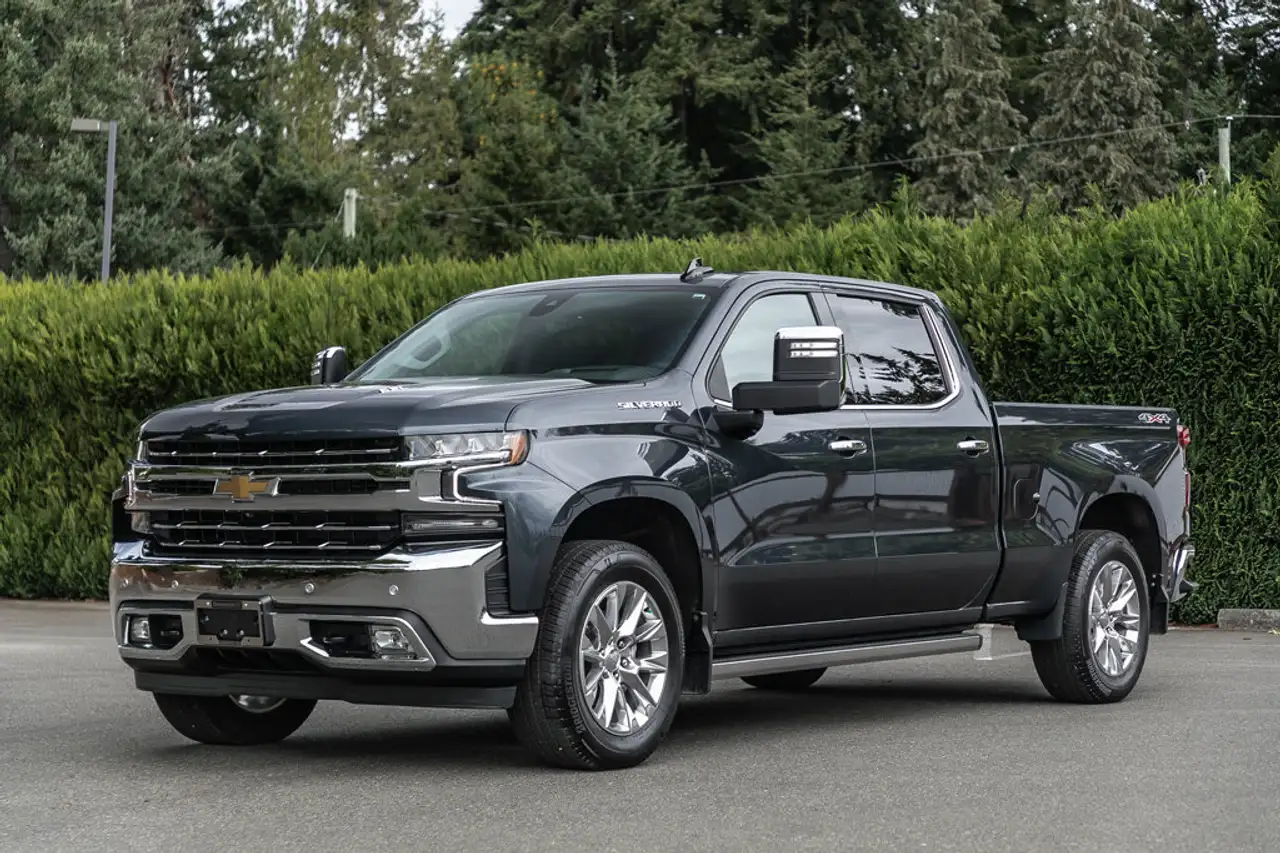 Chevrolet Silverado 1500 photo Chevrolet Silverado 1500