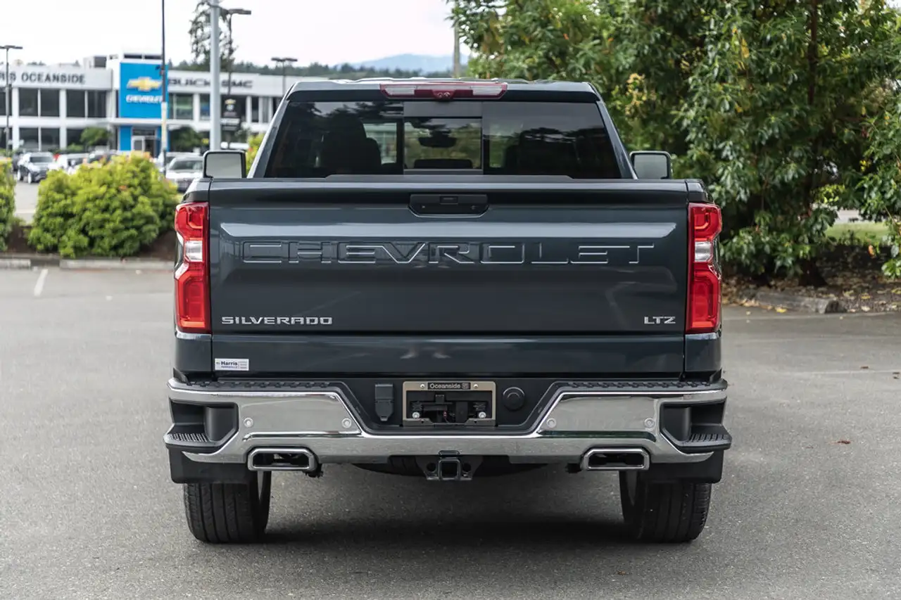 Chevrolet Silverado 1500 photo Chevrolet Silverado 1500