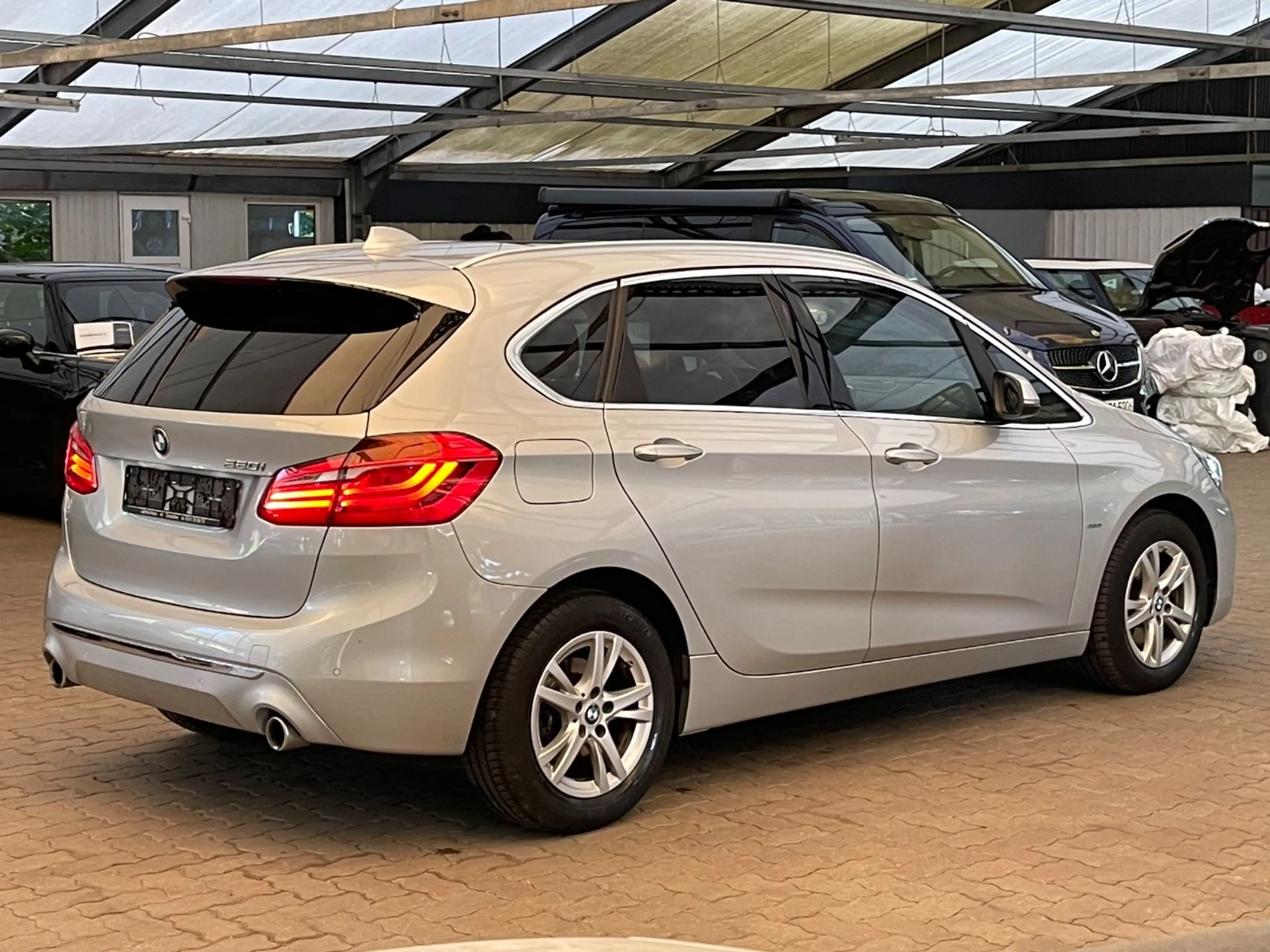 BMW 220 /Luxury Line/Aut/Leder/Pano/LED — photo 8
