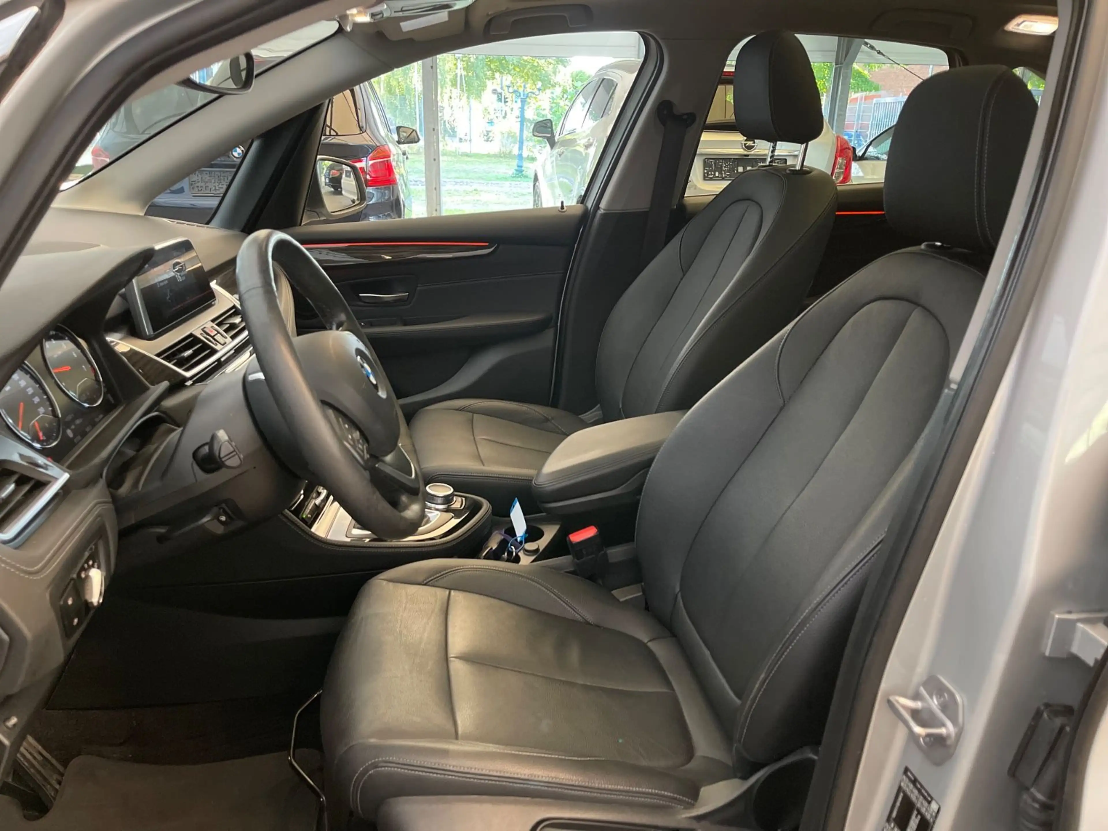BMW 220 /Luxury Line/Aut/Leder/Pano/LED — photo 11