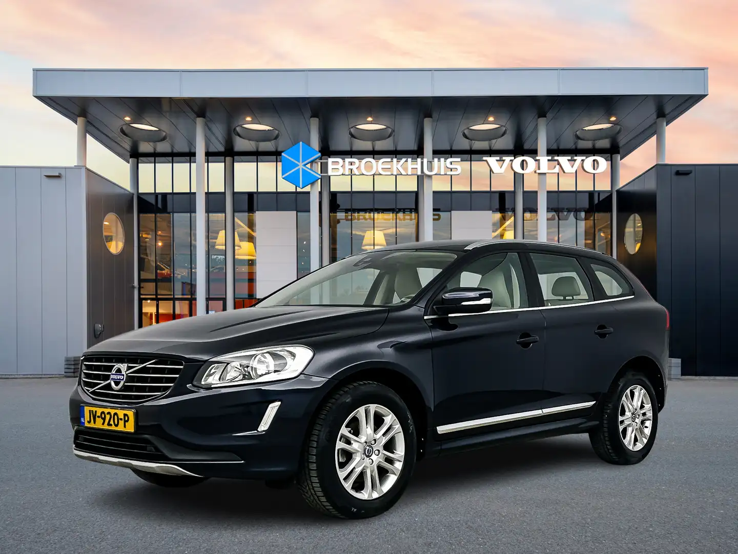 Volvo XC60 T5 Summum | 18" | Beige Leder | Houtinleg | Elektr Azul - 1