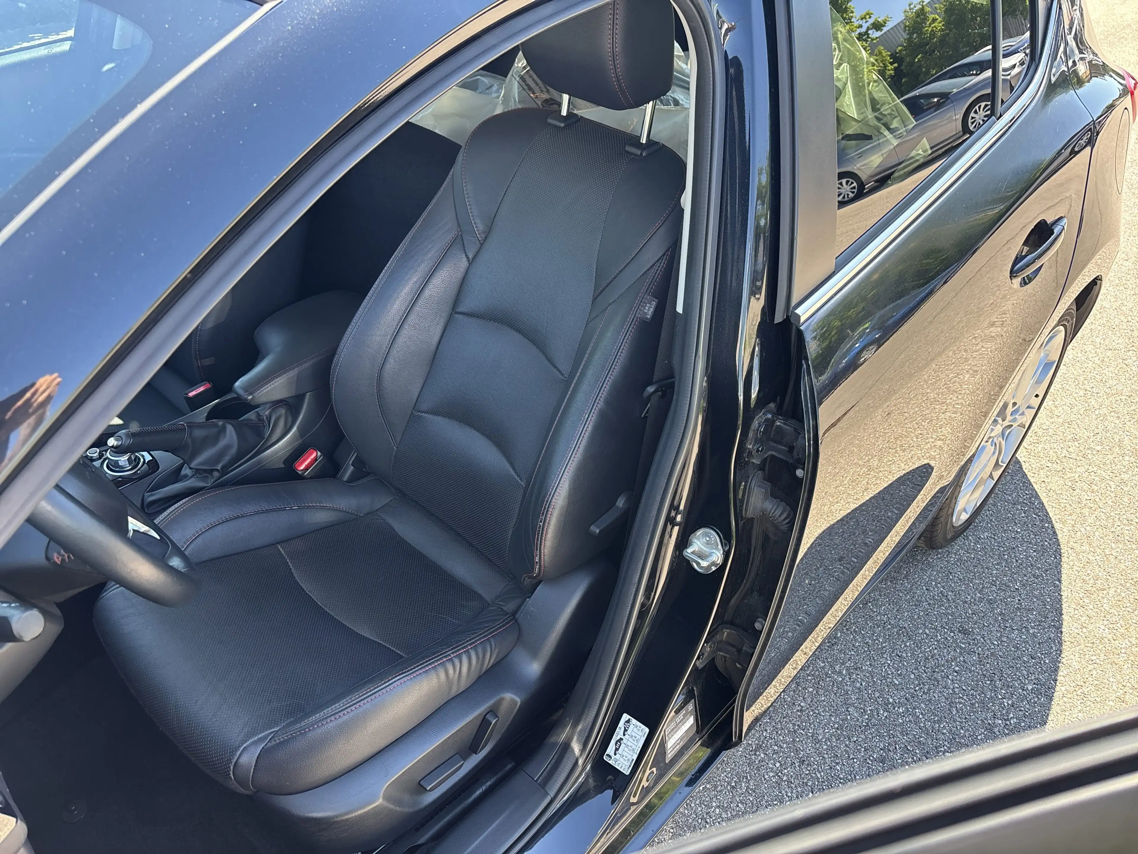 Mazda 3 2.0 SKYACTIV-G 165 Sports-Line SHZ+2xKlima+LM — photo 7
