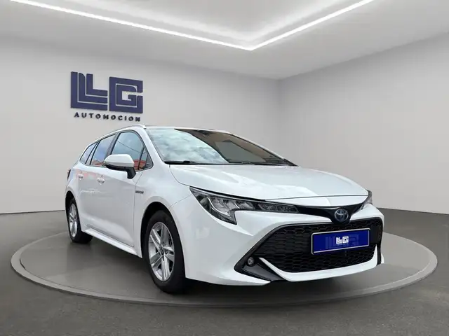 Toyota Corolla view 3