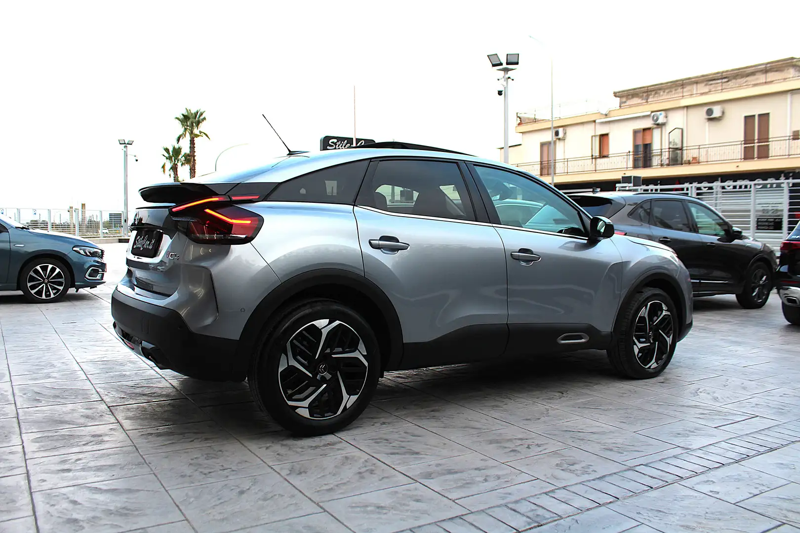 Citroen C4 C4 1.5 bluehdi Shine s Gris - 2