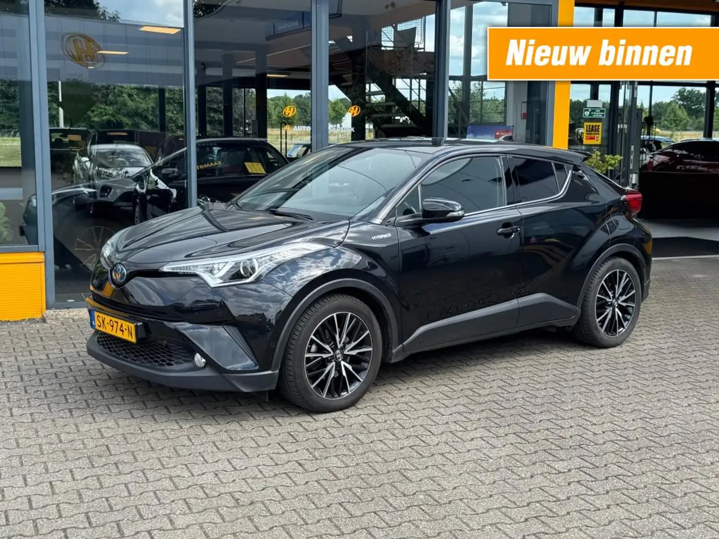 Toyota C-HR 1.8 Hybrid Style - camera - navi - stoelverwarming Nero - 1