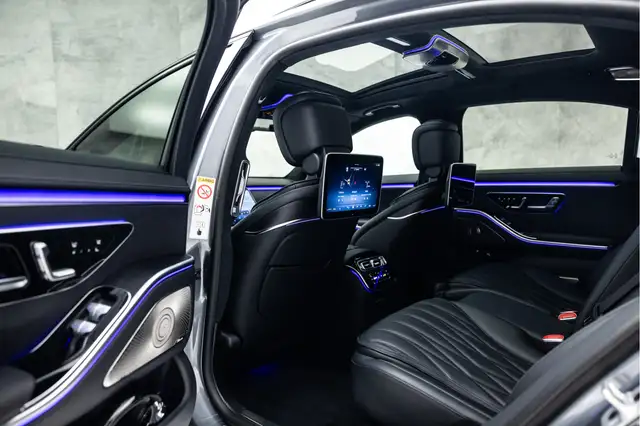 Mercedes-Benz S-Class view 16