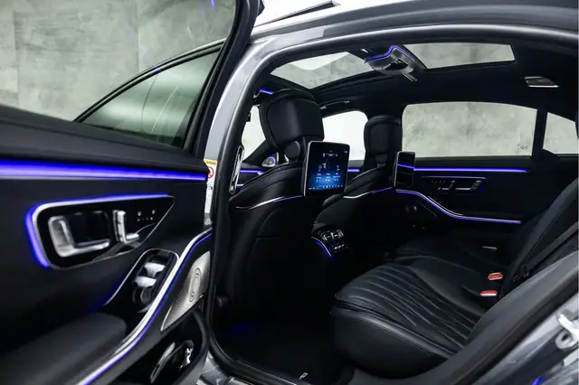 Mercedes-Benz S-Class view 17