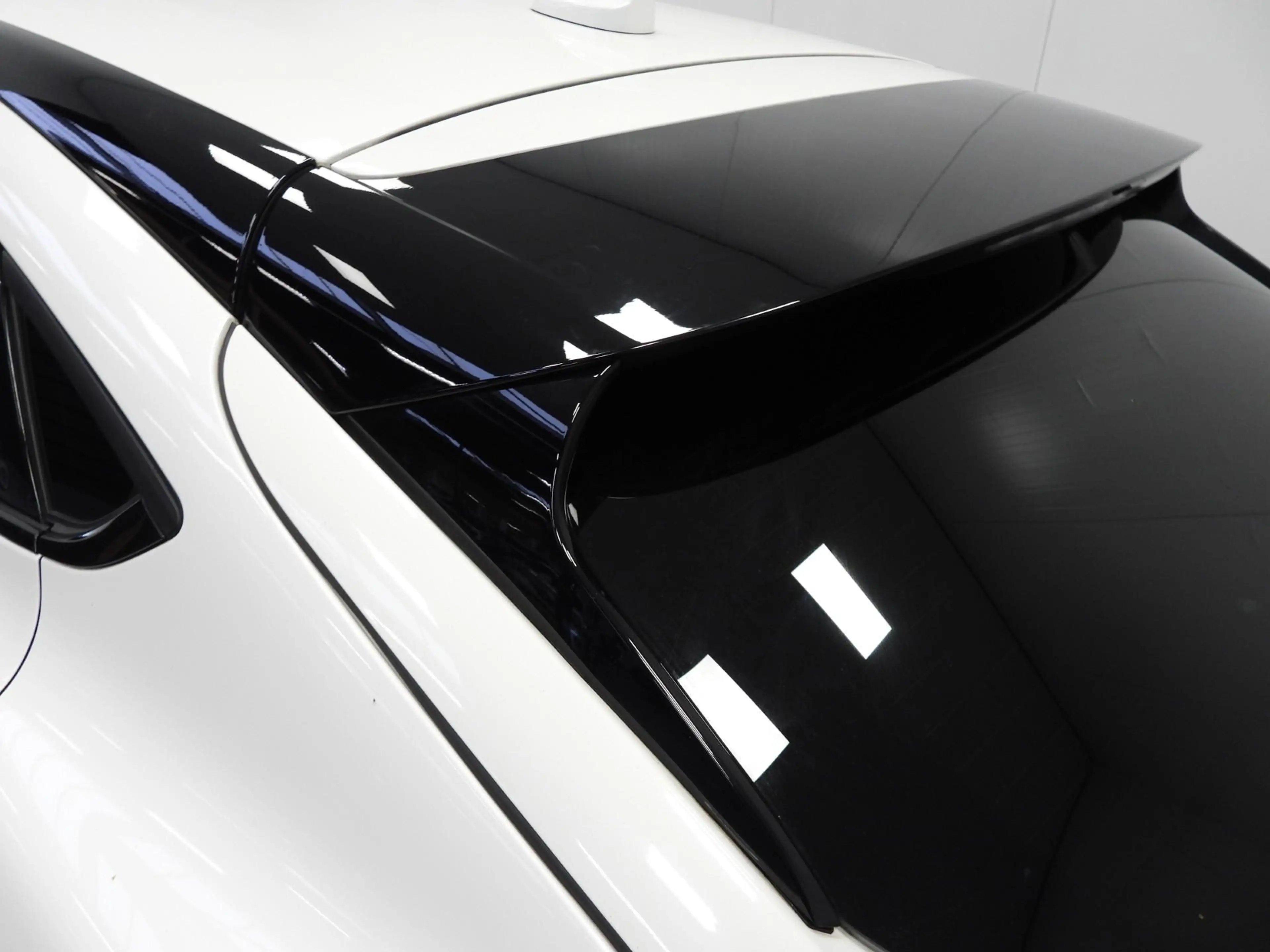 Ford Mustang Mach-E RWD 75 kWh LEER/NAVI/360CAM/LED/B&O/18"LMV! — photo 35