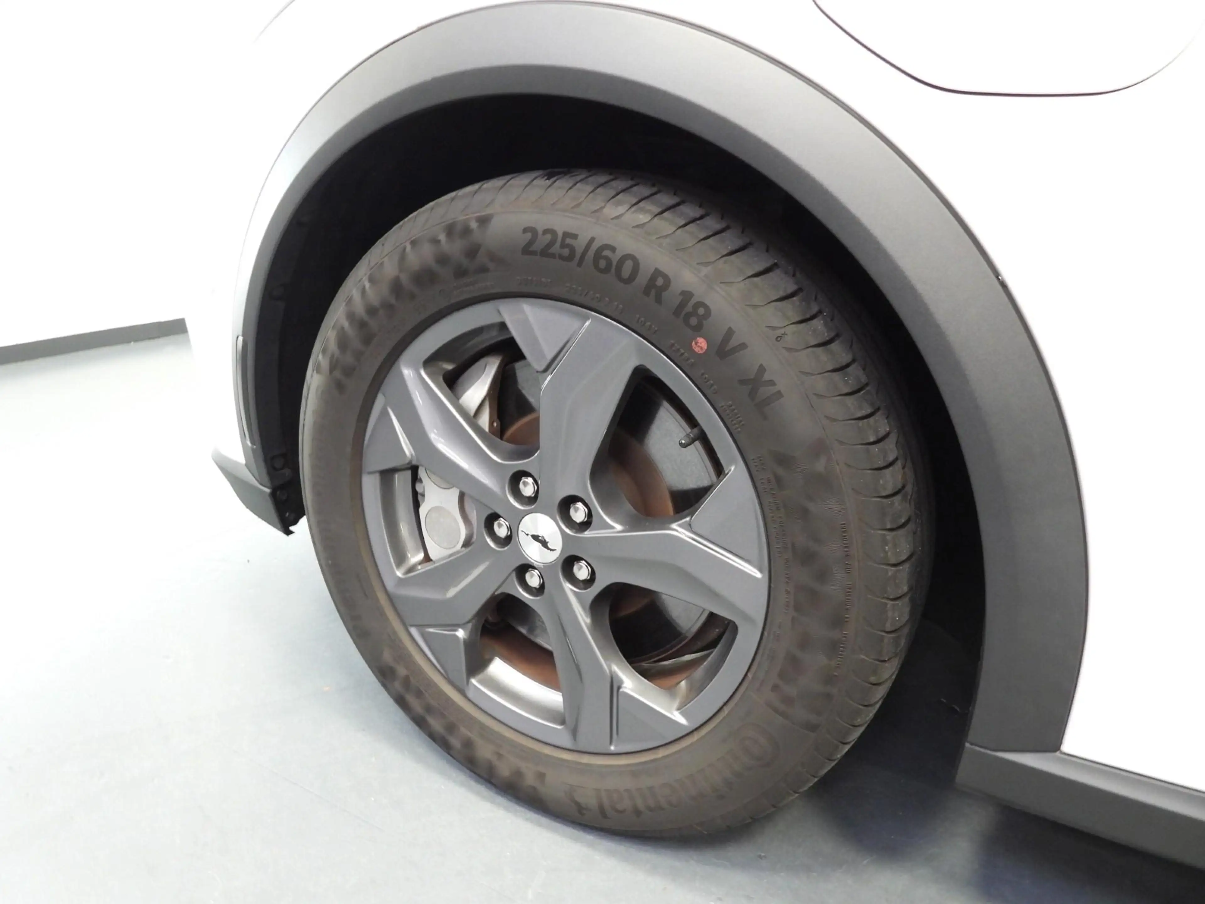 Ford Mustang Mach-E RWD 75 kWh LEER/NAVI/360CAM/LED/B&O/18"LMV! — photo 39