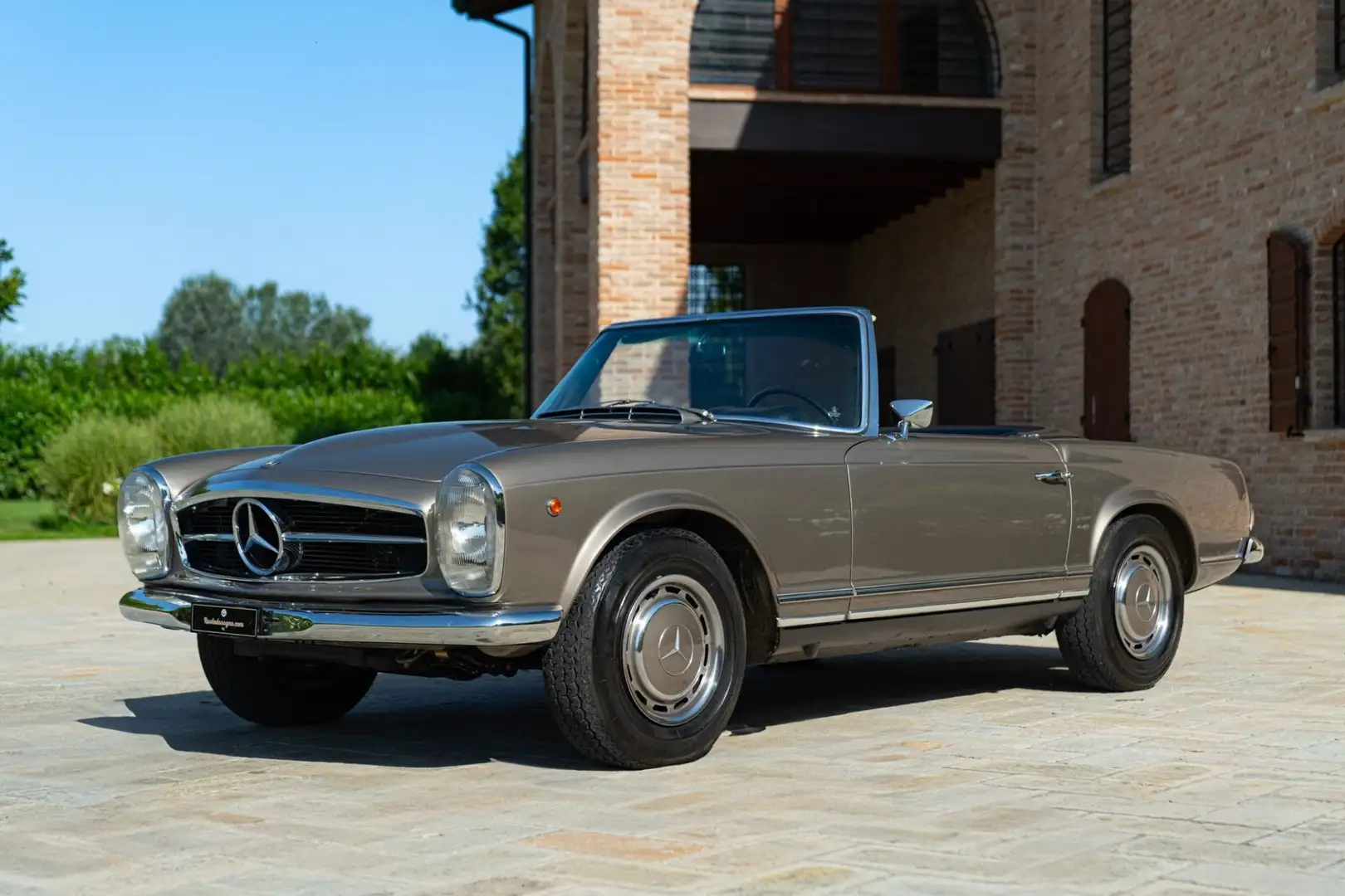 Mercedes-Benz 280 SL Bronce - 1