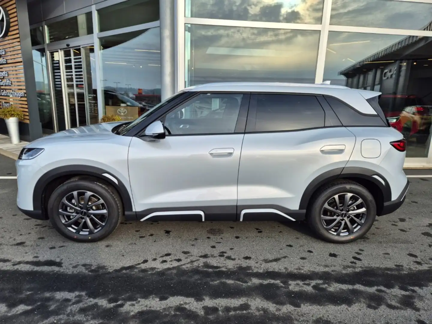 BYD Atto 2 DM-i Boost Weiß - 2