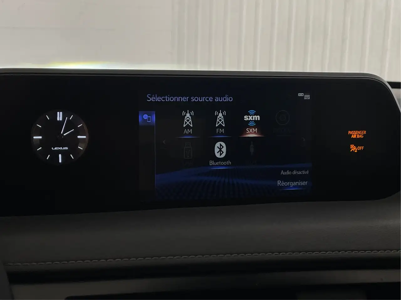 Lexus UX photo Lexus UX