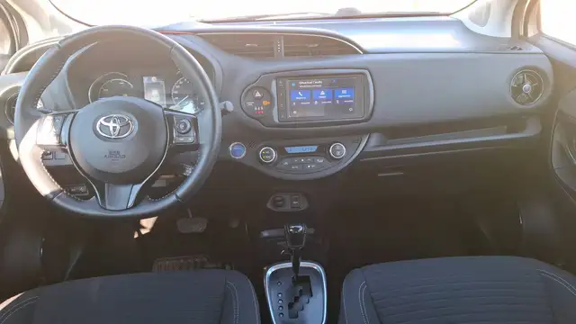 Toyota Yaris view 11