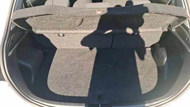 Toyota Yaris view 14