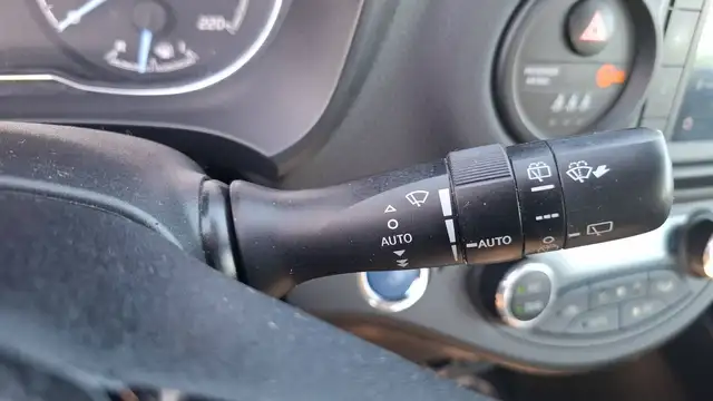 Toyota Yaris view 29