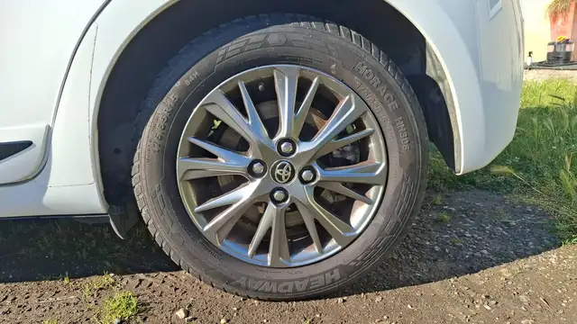 Toyota Yaris view 19