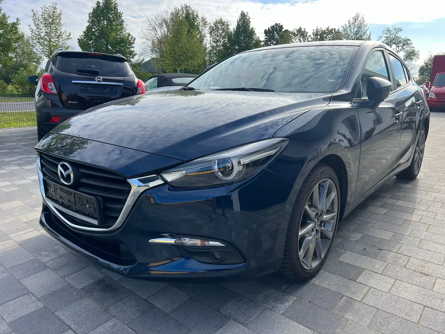 Mazda 3 Signature Bleu - 1