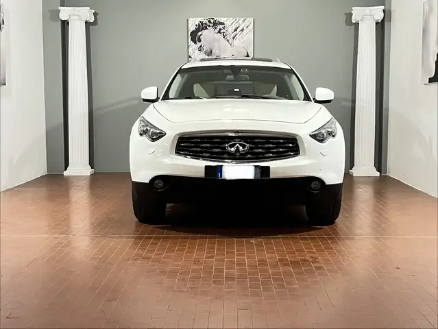Infiniti FX FX 3.0d V6 GT Premium awd auto