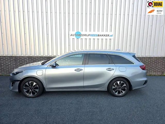 Kia Ceed SW / cee'd SW Sportswagon 1.6 GDI PHEV DynamicPlusLine / Stuur +