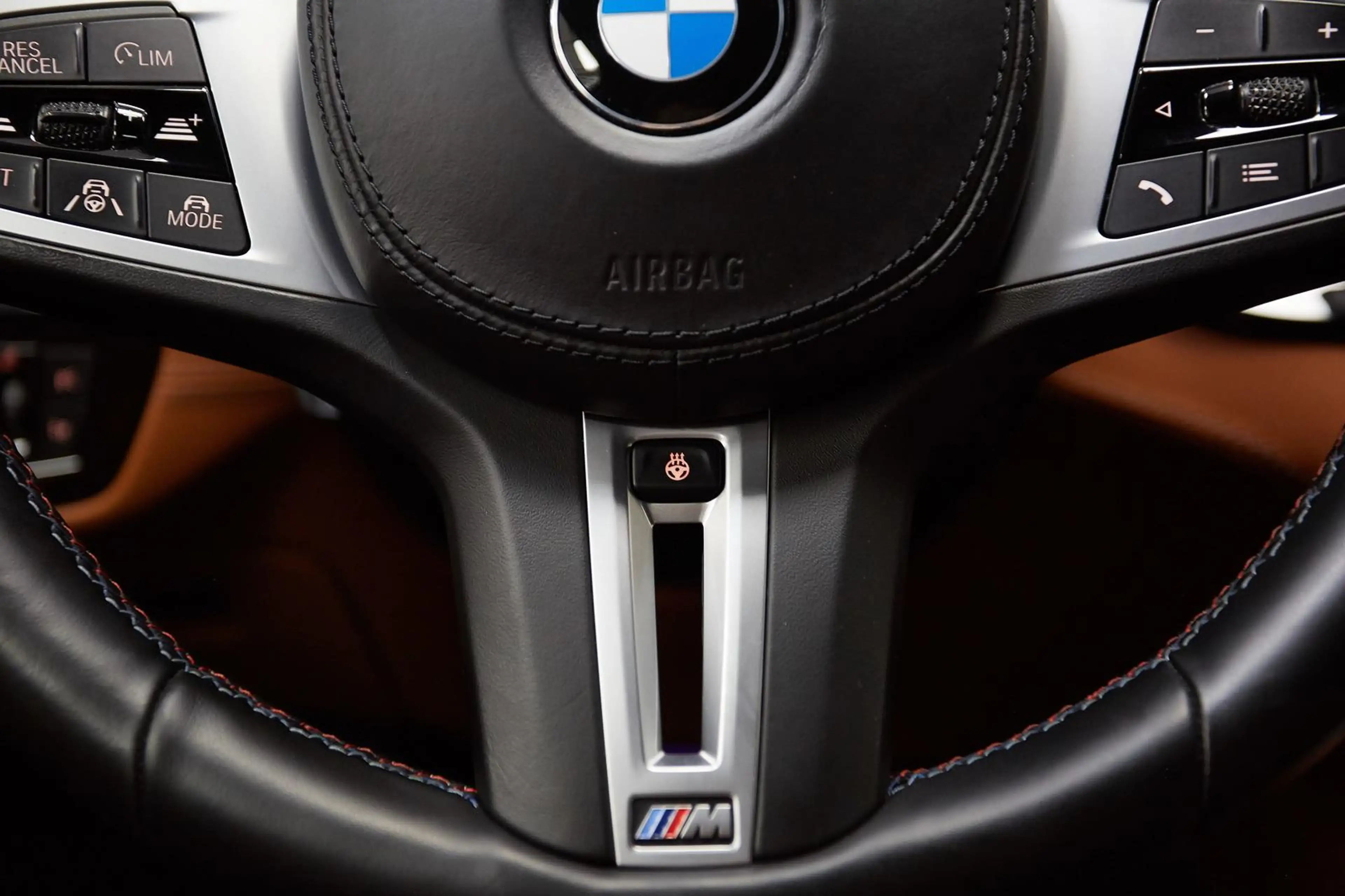 BMW M5 COMPETITION 50-JAHR*CARBON*LASER*MASSAGE*VOLL — photo 29