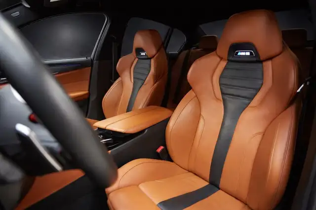 BMW M5 view 17