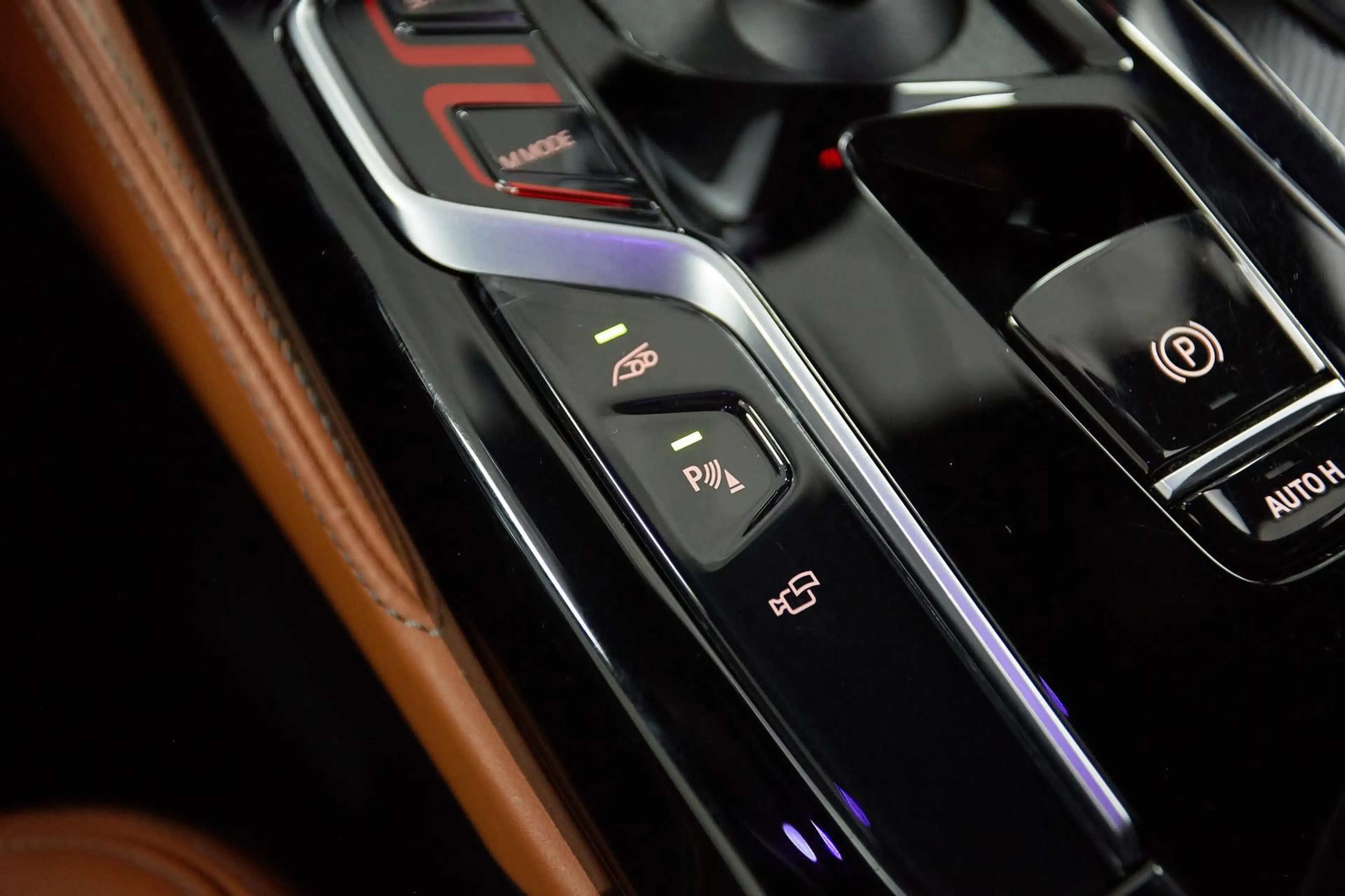 BMW M5 COMPETITION 50-JAHR*CARBON*LASER*MASSAGE*VOLL — photo 24