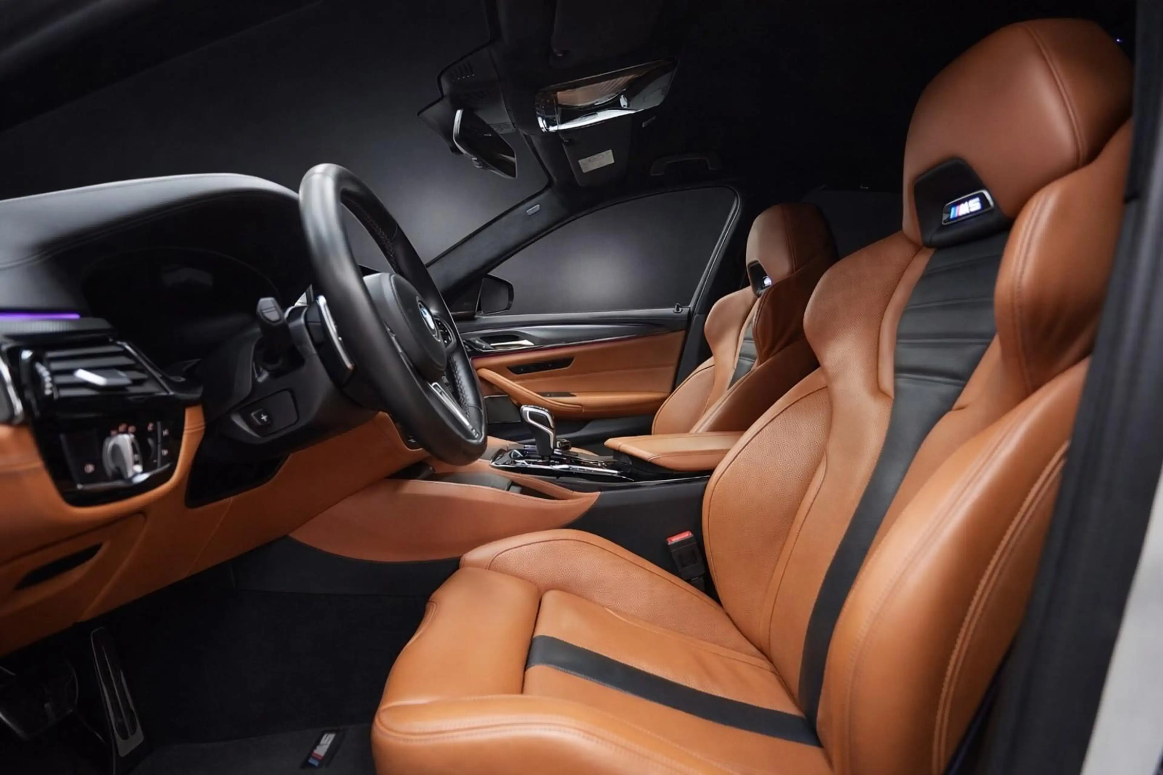 BMW M5 COMPETITION 50-JAHR*CARBON*LASER*MASSAGE*VOLL — photo 14