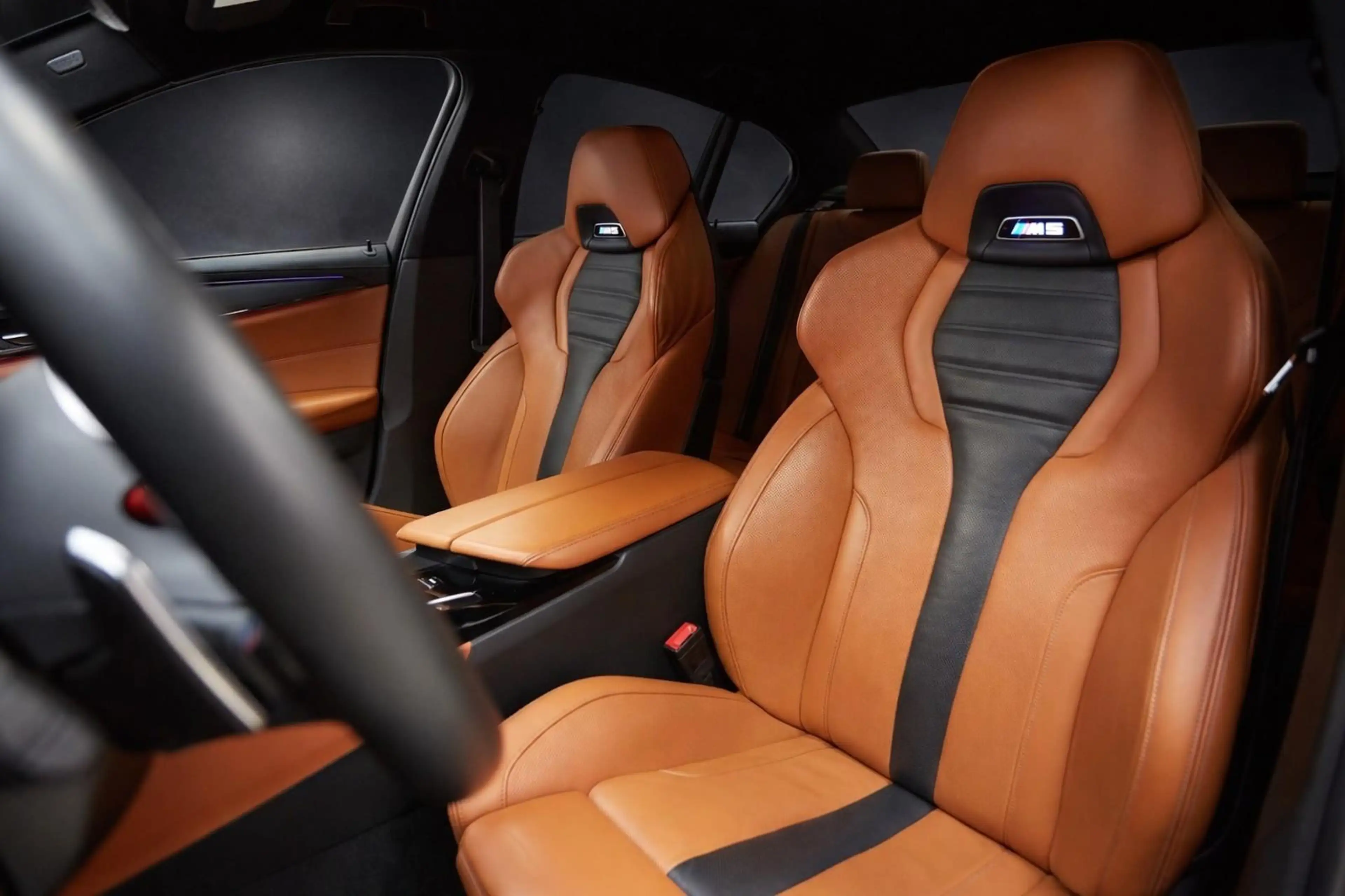 BMW M5 COMPETITION 50-JAHR*CARBON*LASER*MASSAGE*VOLL — photo 17